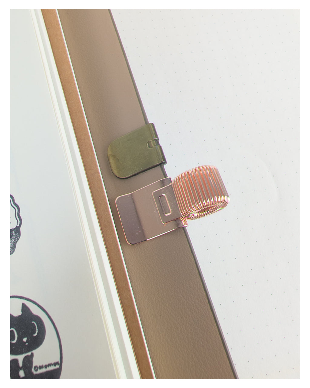 Pen holder, adjustable